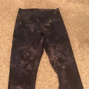 NWOT Lululemon Diamond Dye Capri